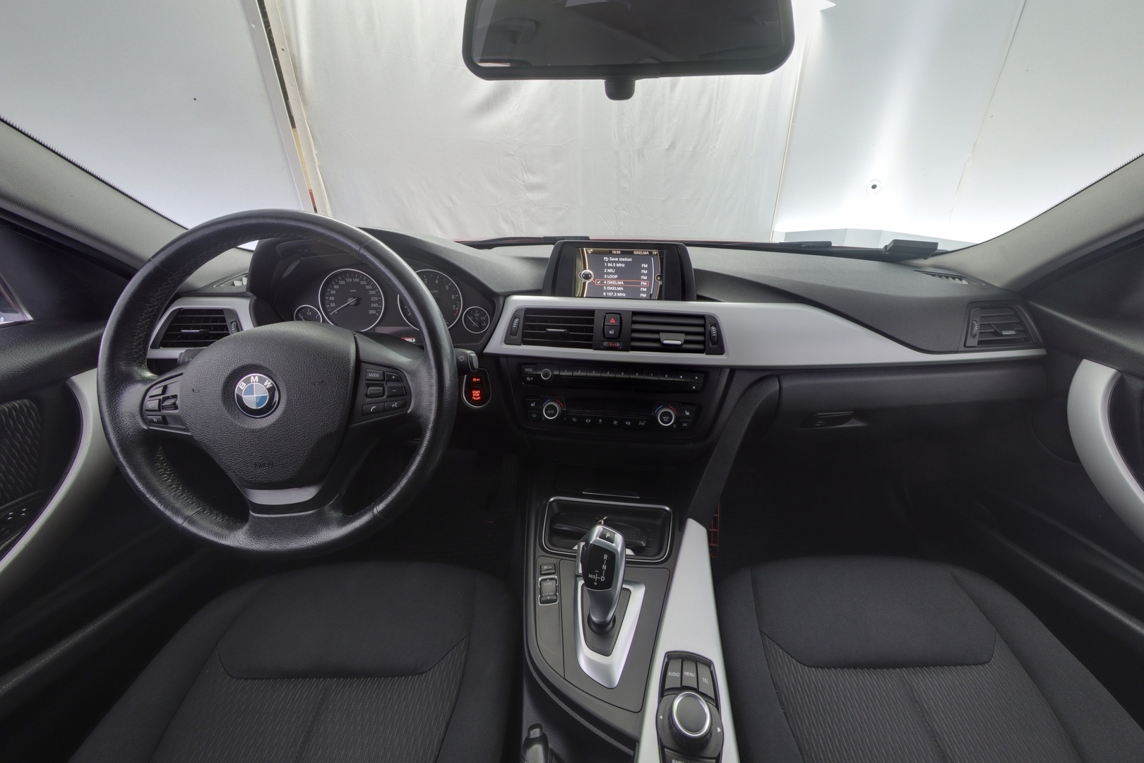 BMW 320 2013