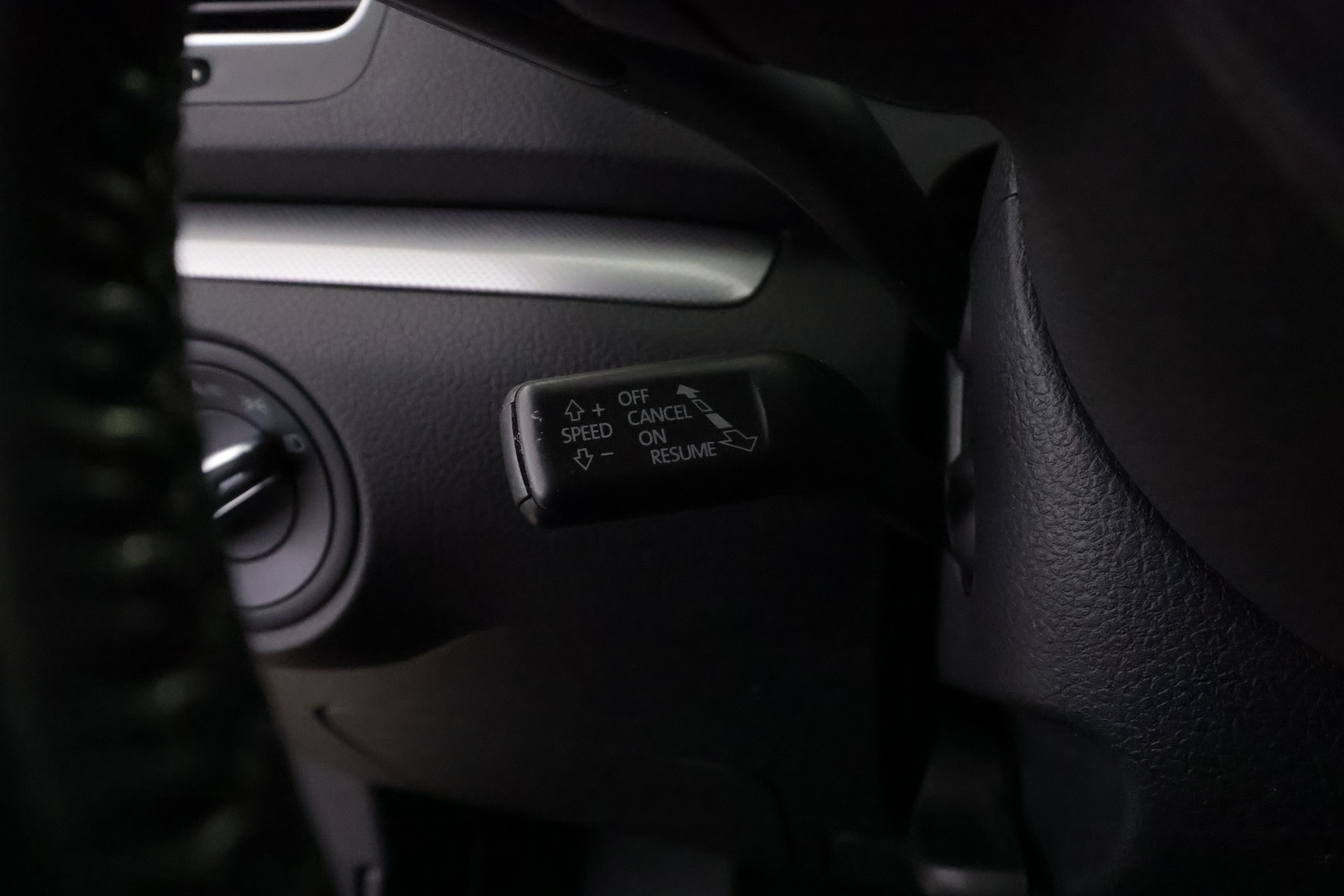 VOLKSWAGEN Sharan 2010