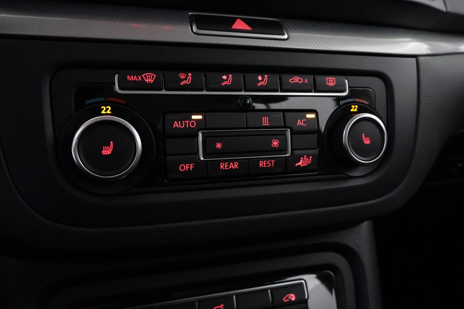 VOLKSWAGEN Sharan 2010