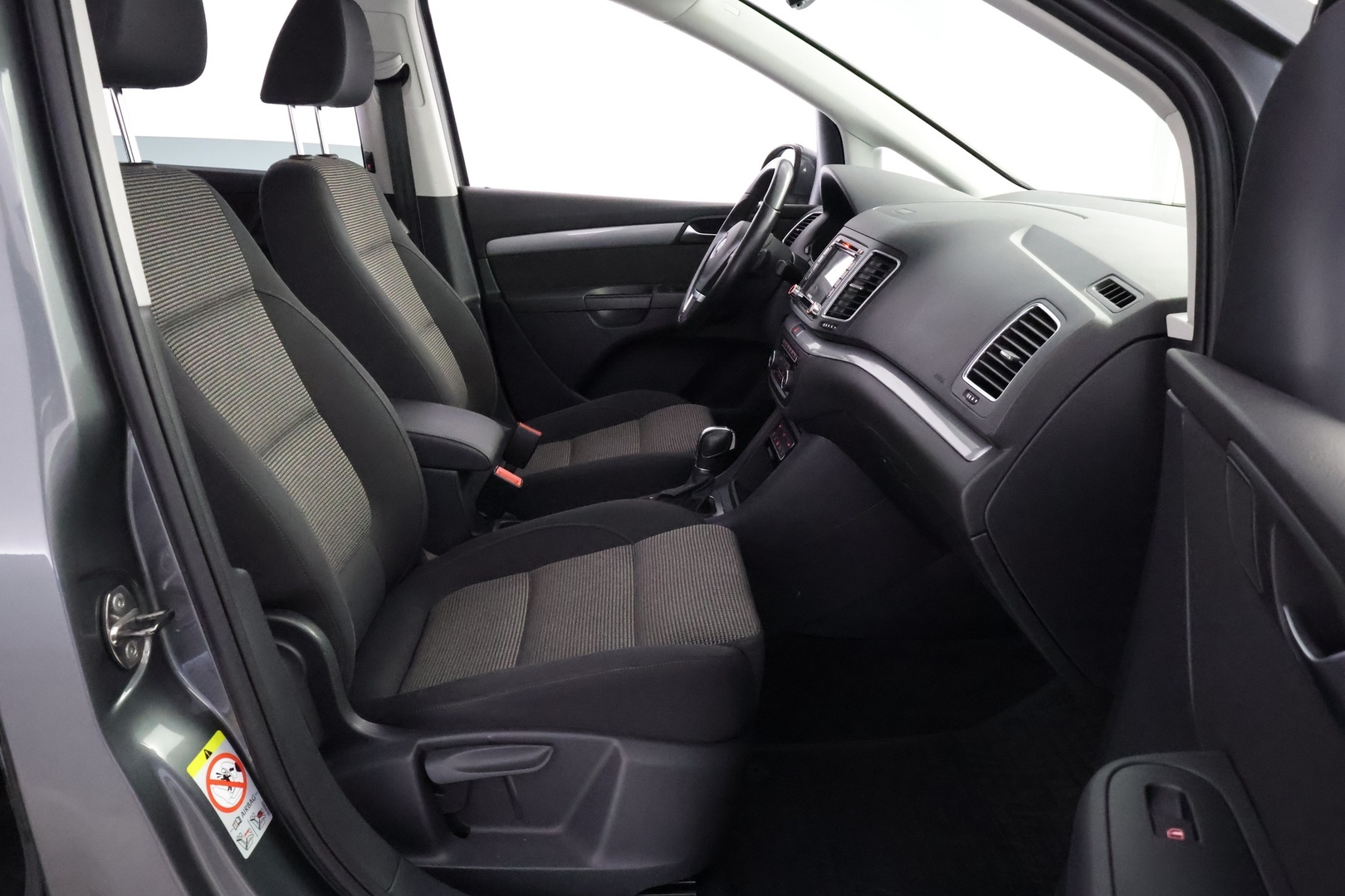 VOLKSWAGEN Sharan 2010