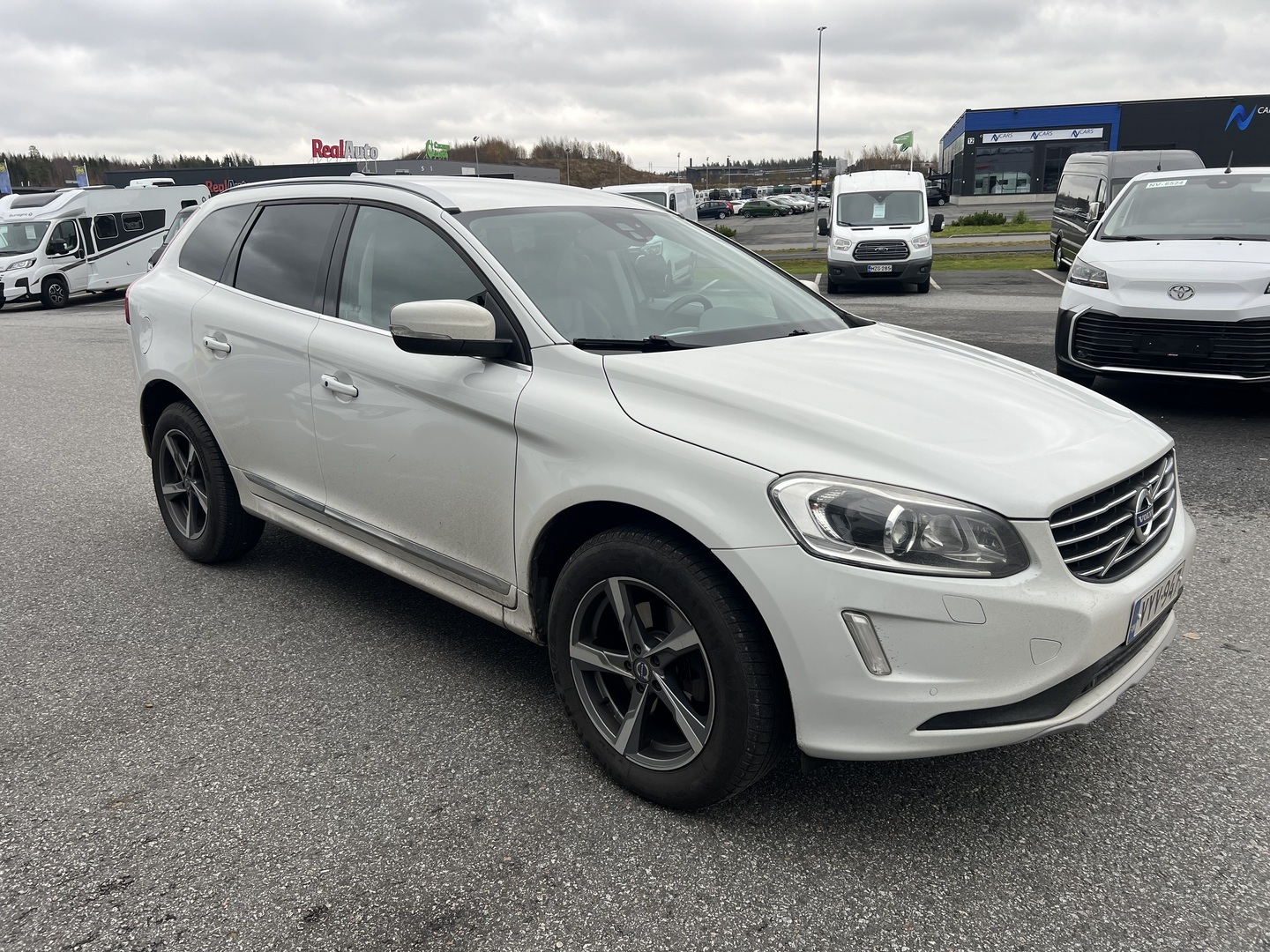 VOLVO XC60 2016