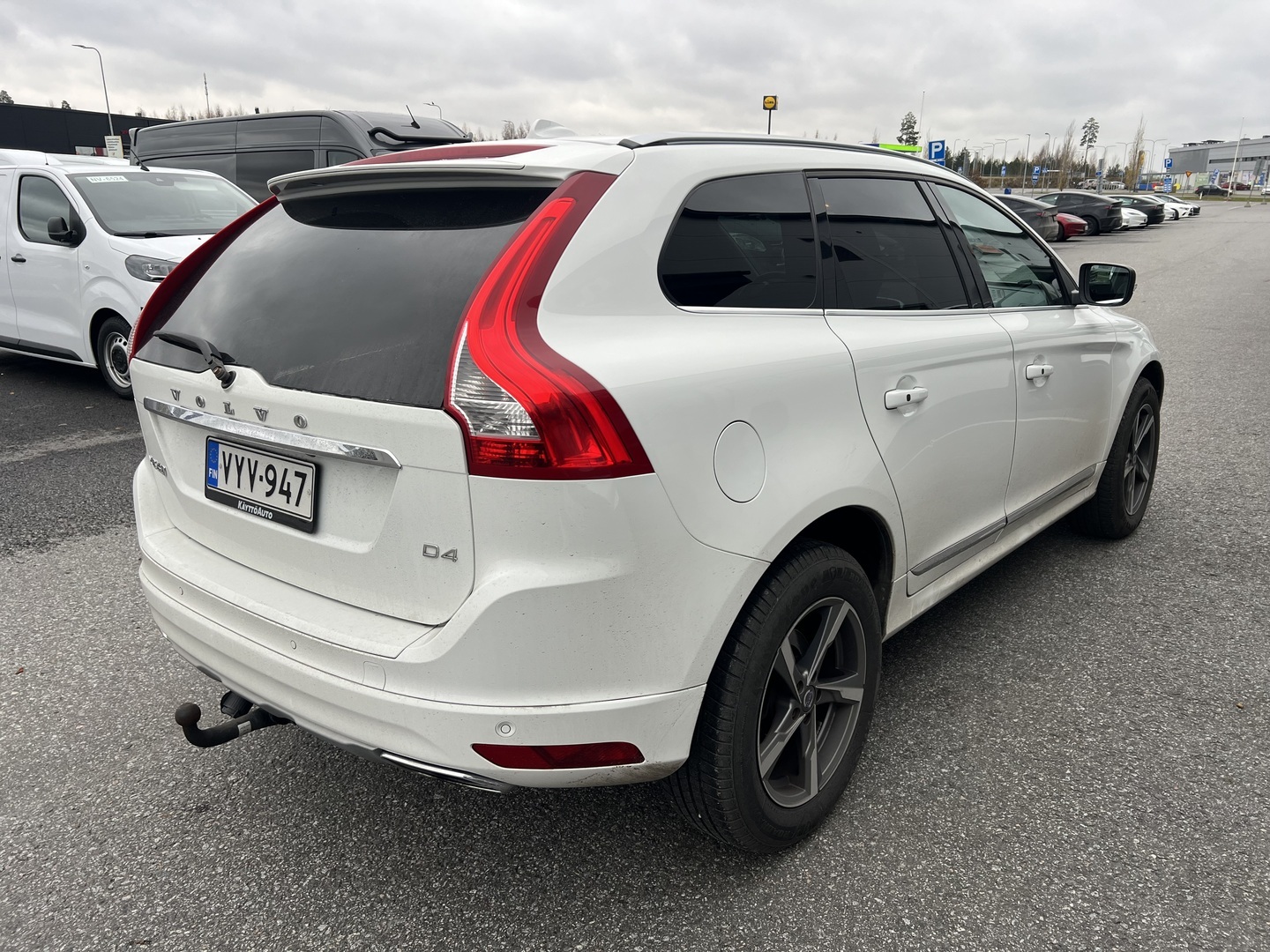 VOLVO XC60 2016