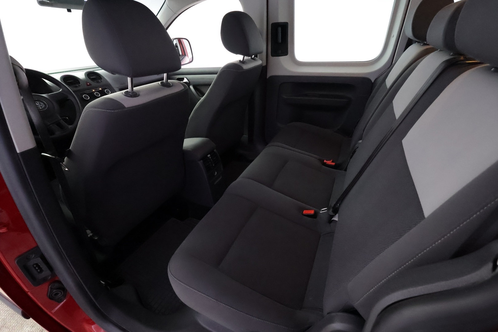 VOLKSWAGEN Caddy 13