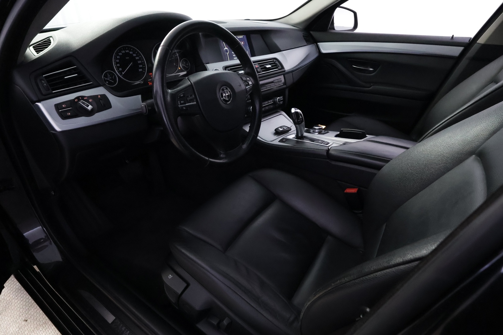 BMW 520 2011