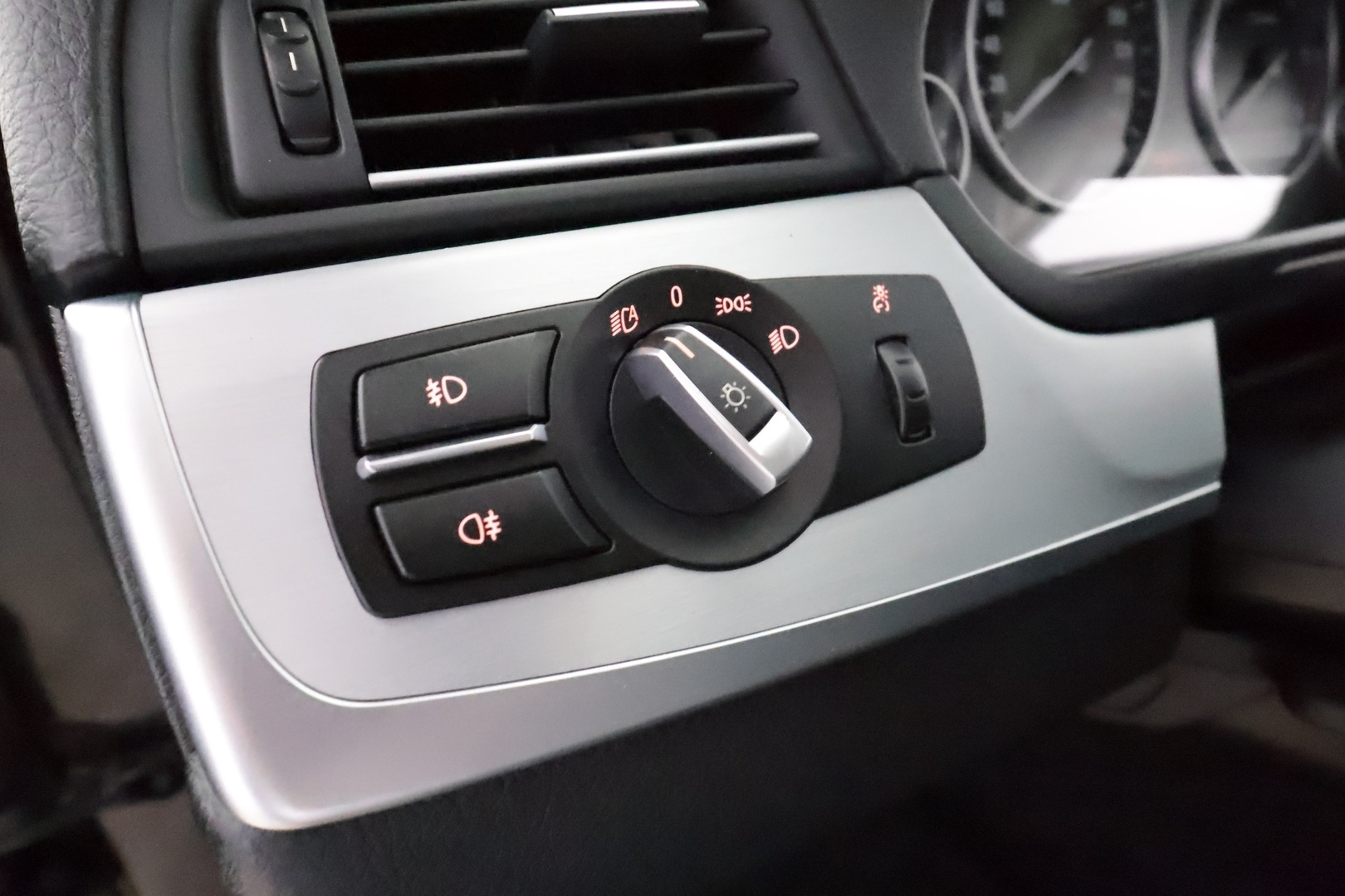 BMW 520 2011