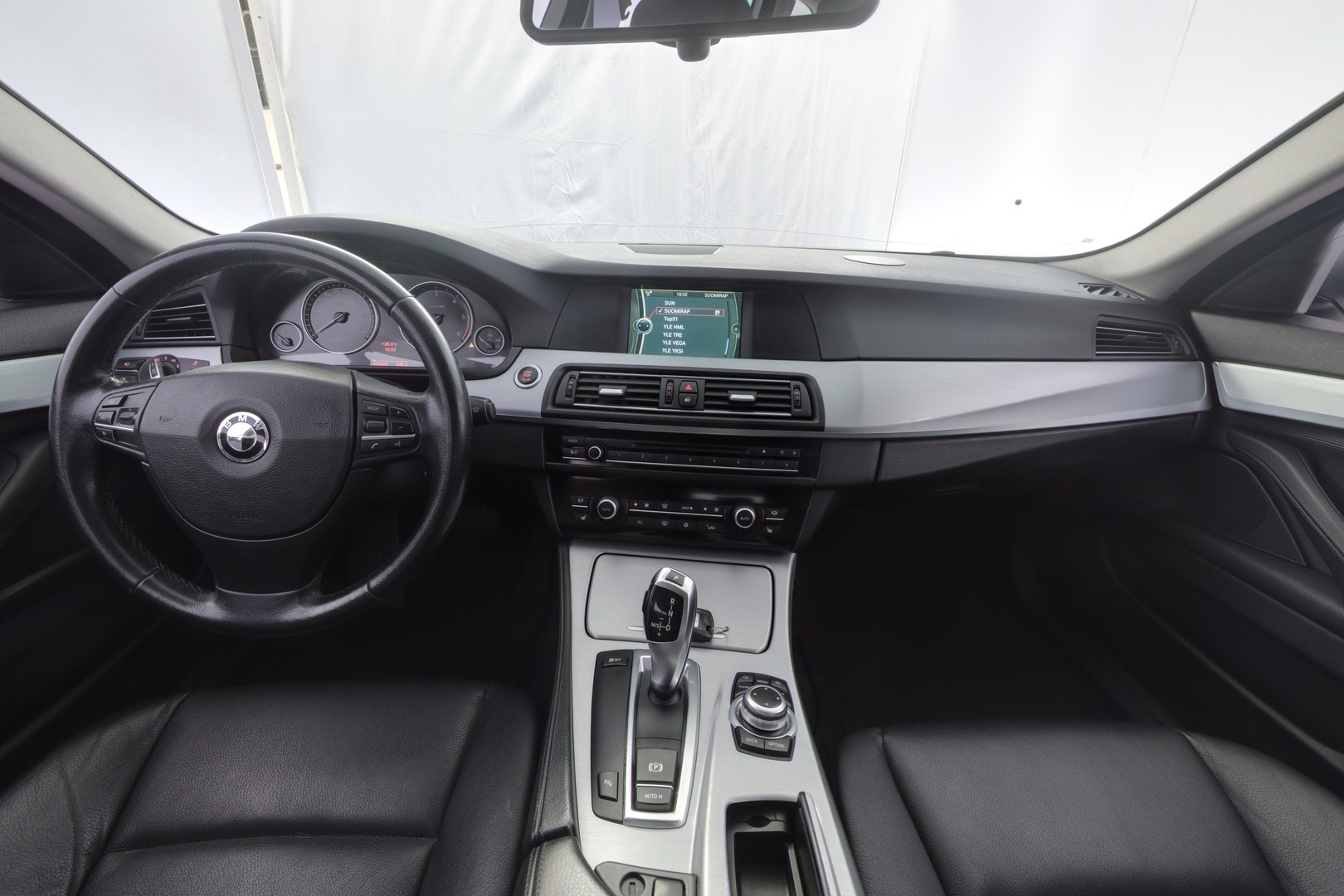 BMW 520 2011