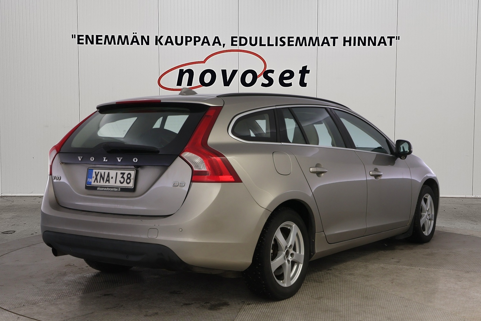 VOLVO V60 2011