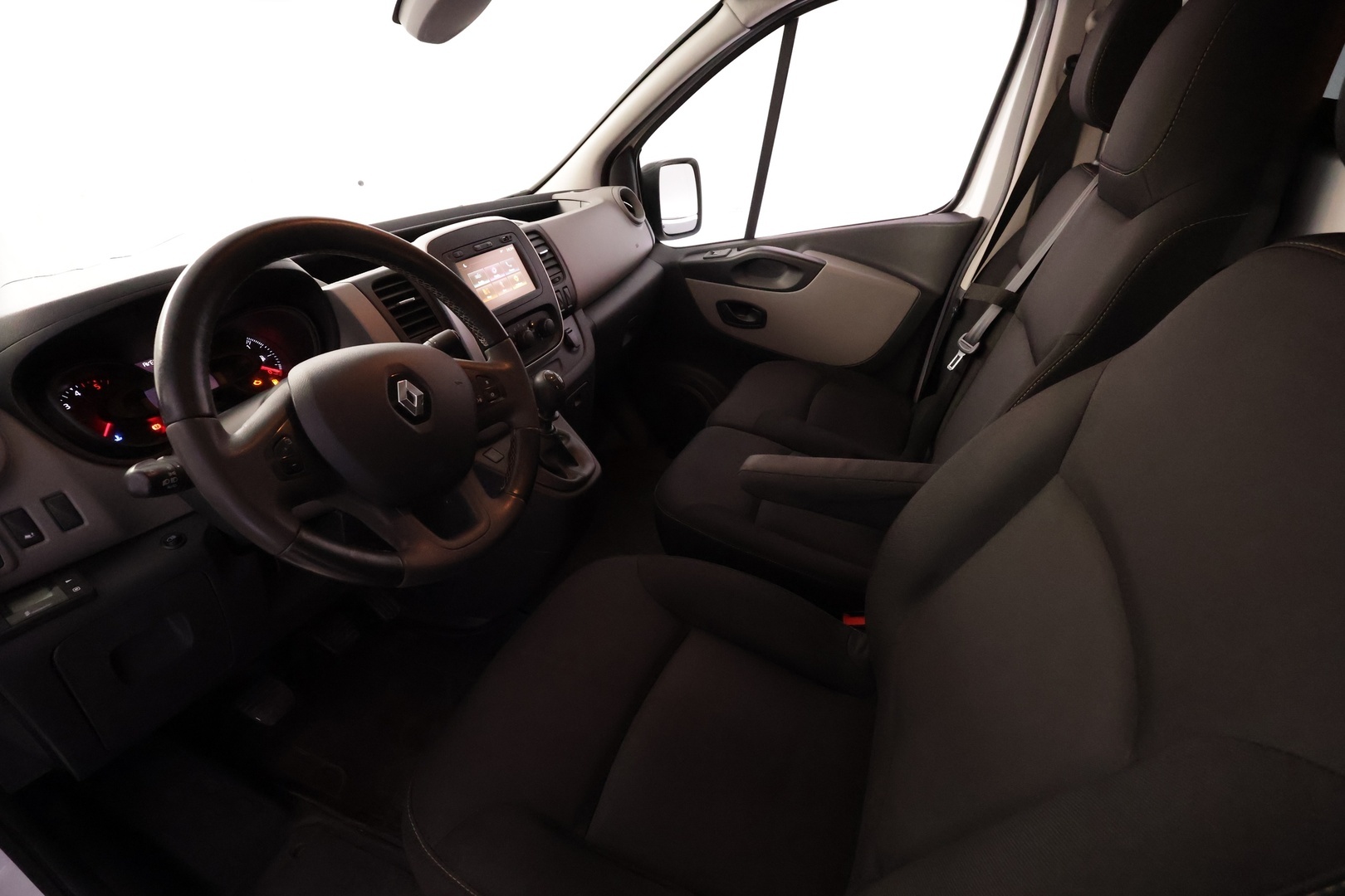 RENAULT Trafic 10