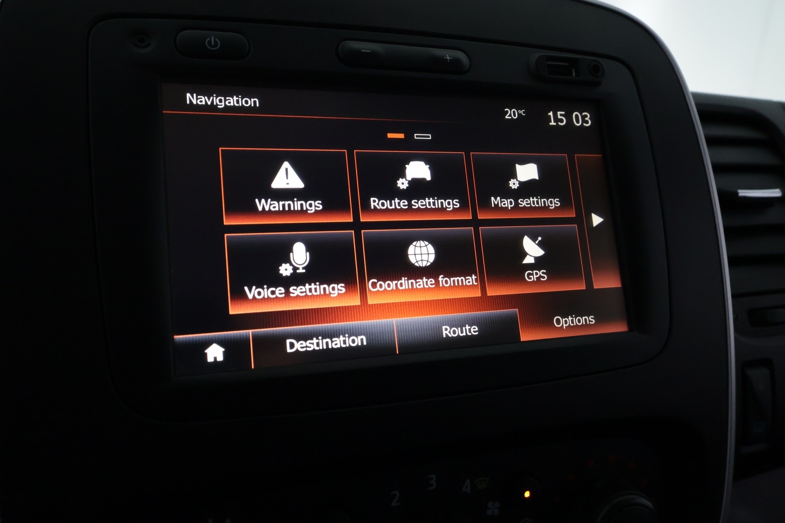 RENAULT Trafic 26