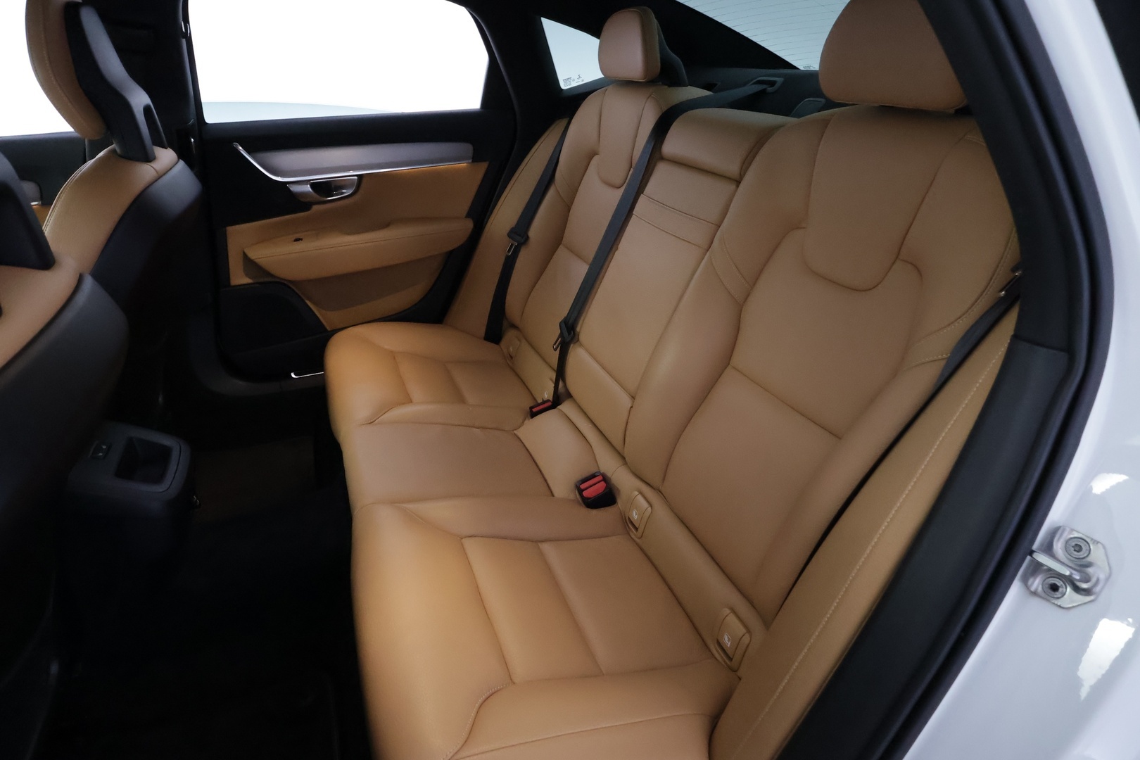 VOLVO S90 18