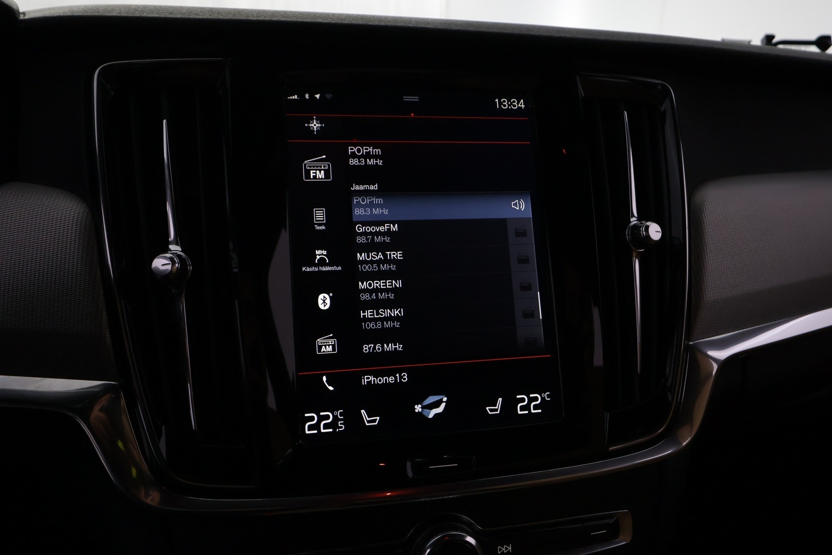 VOLVO S90 41