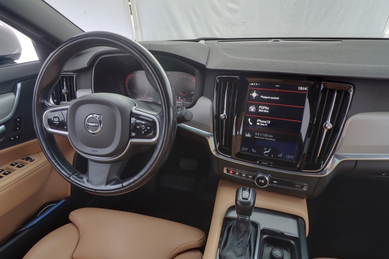 VOLVO S90 8