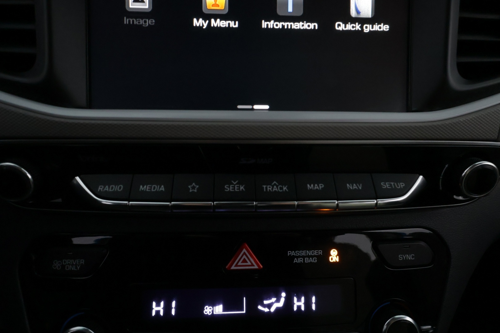 HYUNDAI IONIQ HYBRID 2018