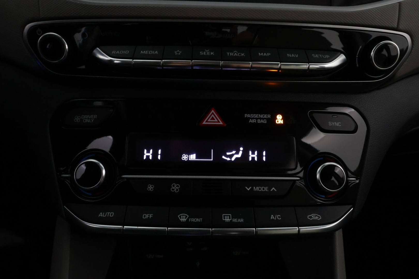 HYUNDAI IONIQ HYBRID 2018