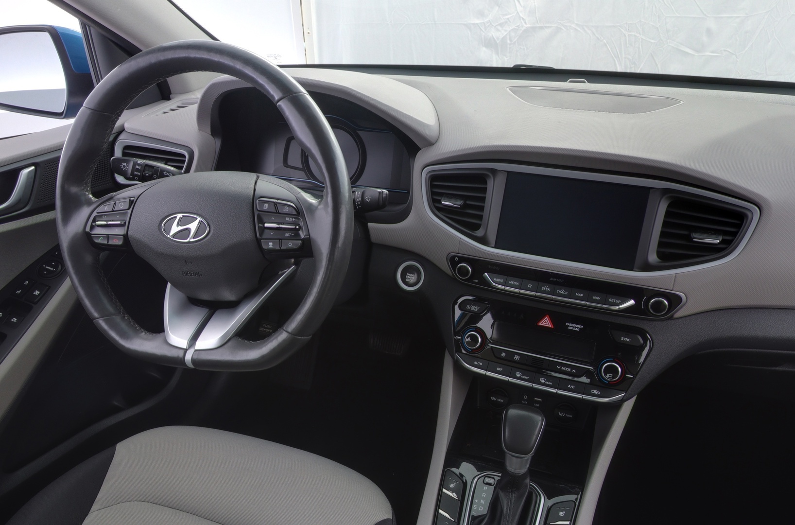 HYUNDAI IONIQ HYBRID 2018