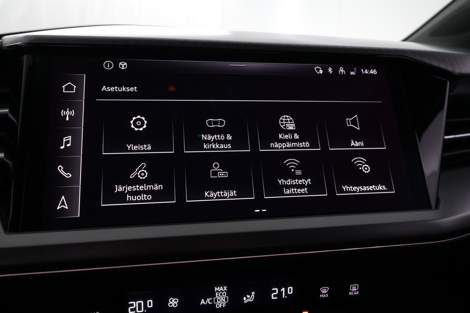 AUDI Q4 e-tron 55