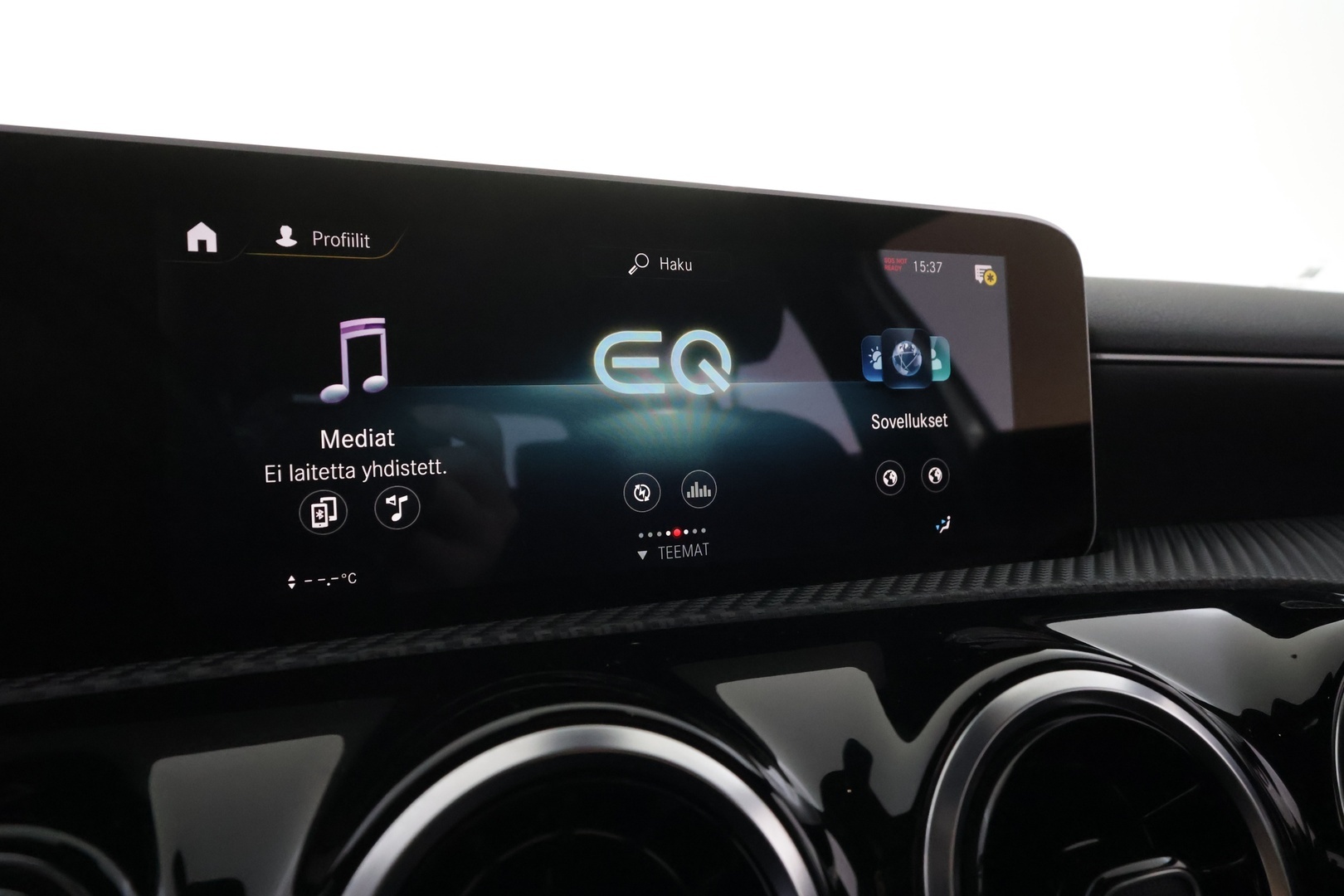 MERCEDES-BENZ A 2021