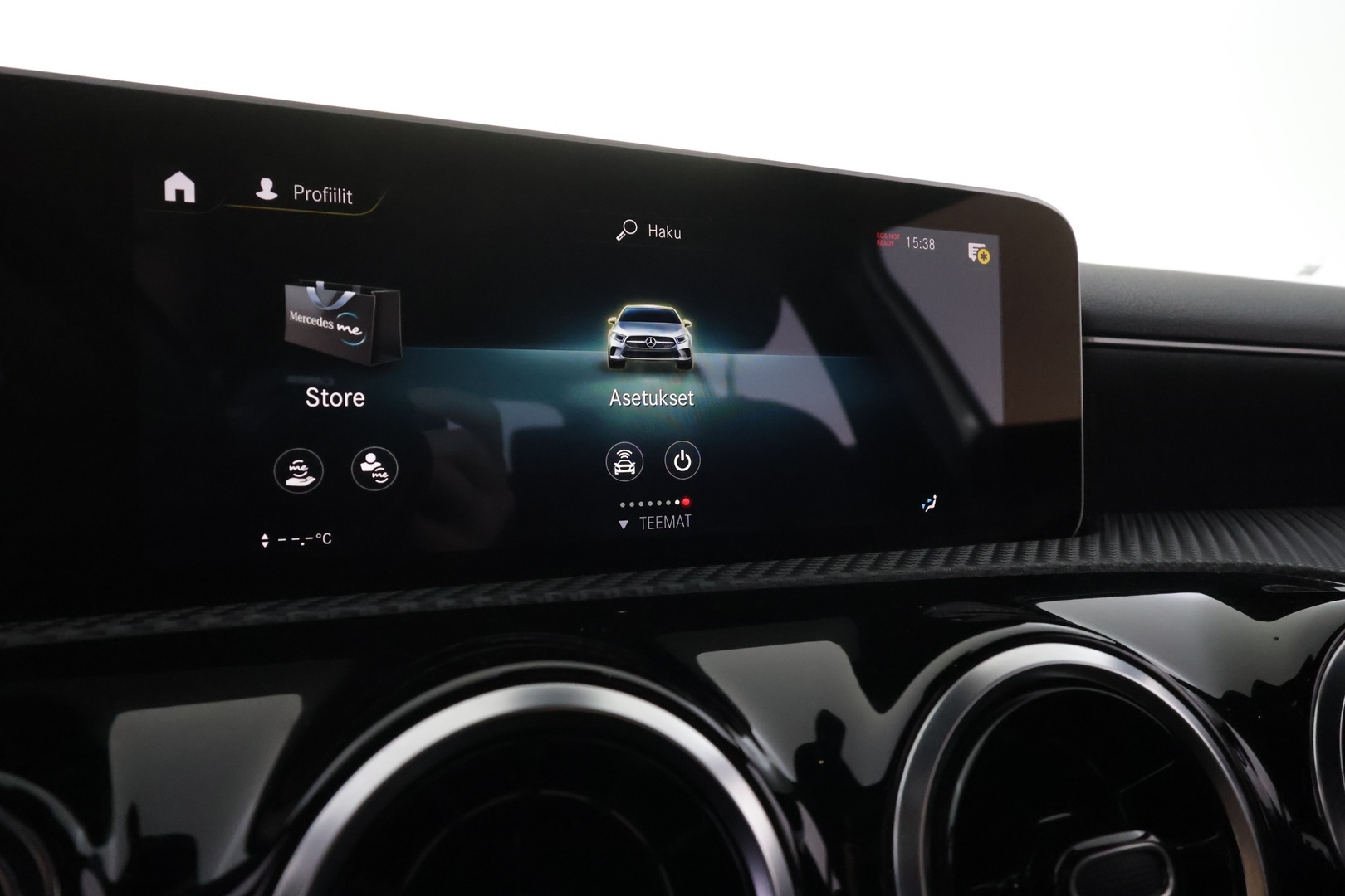 MERCEDES-BENZ A 2021
