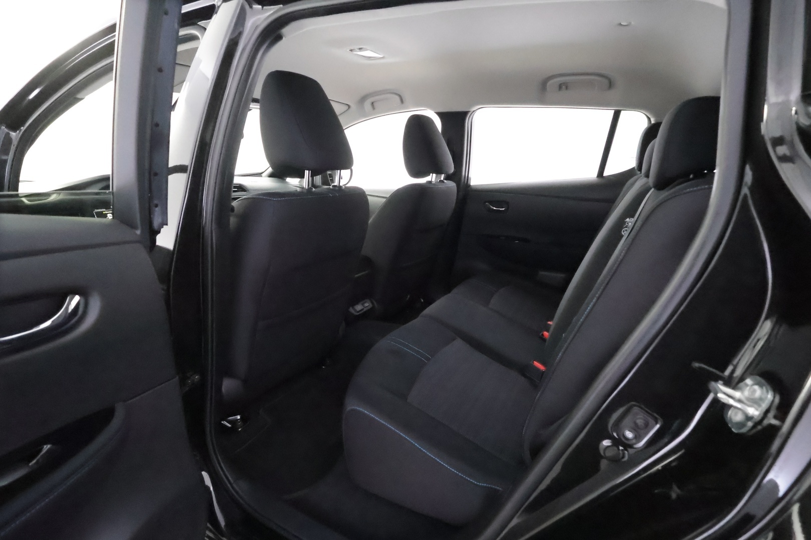 NISSAN Leaf 2020
