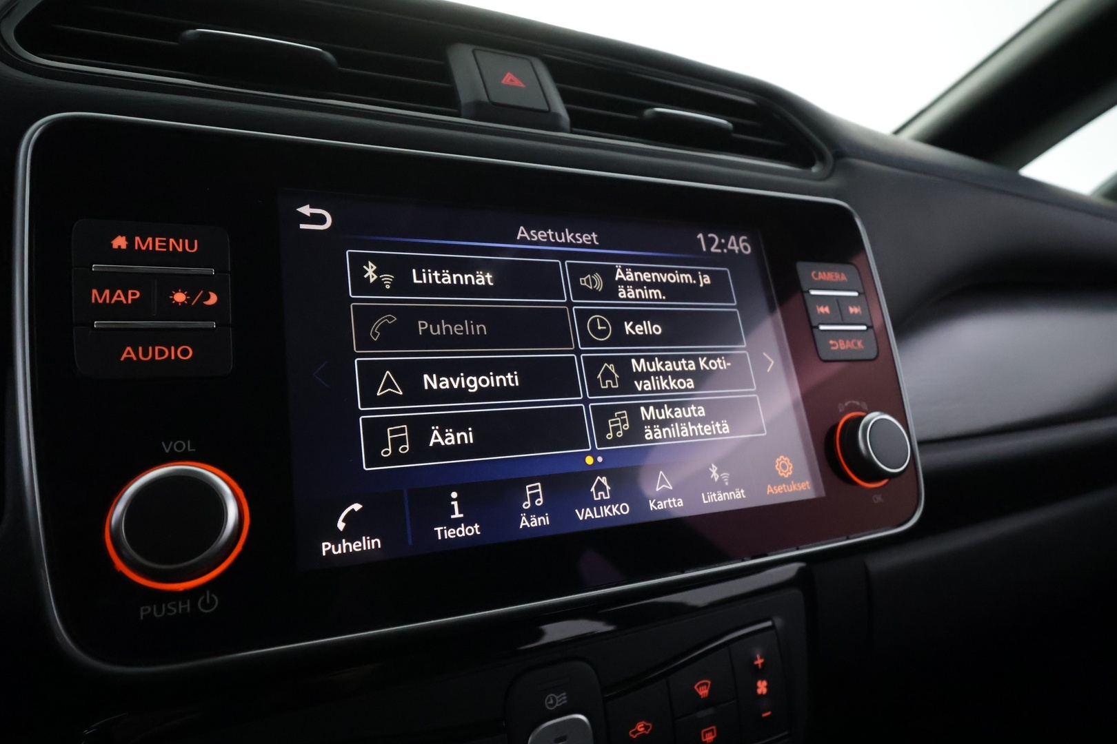 NISSAN Leaf 2020