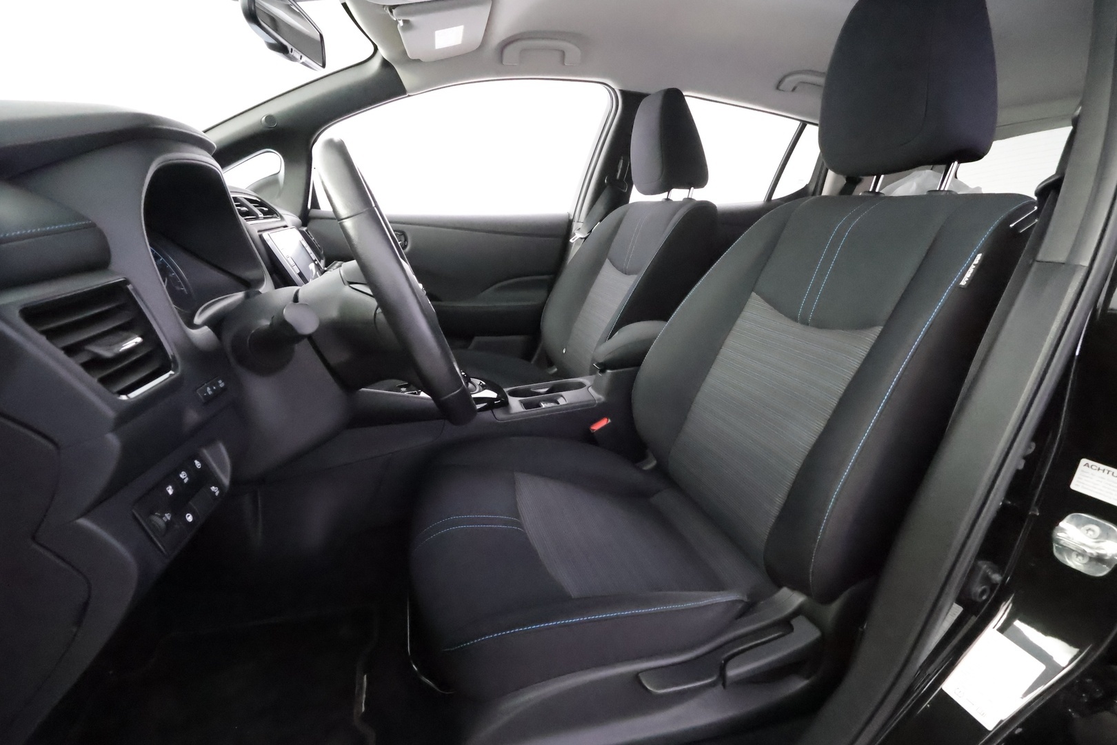 NISSAN Leaf 2020