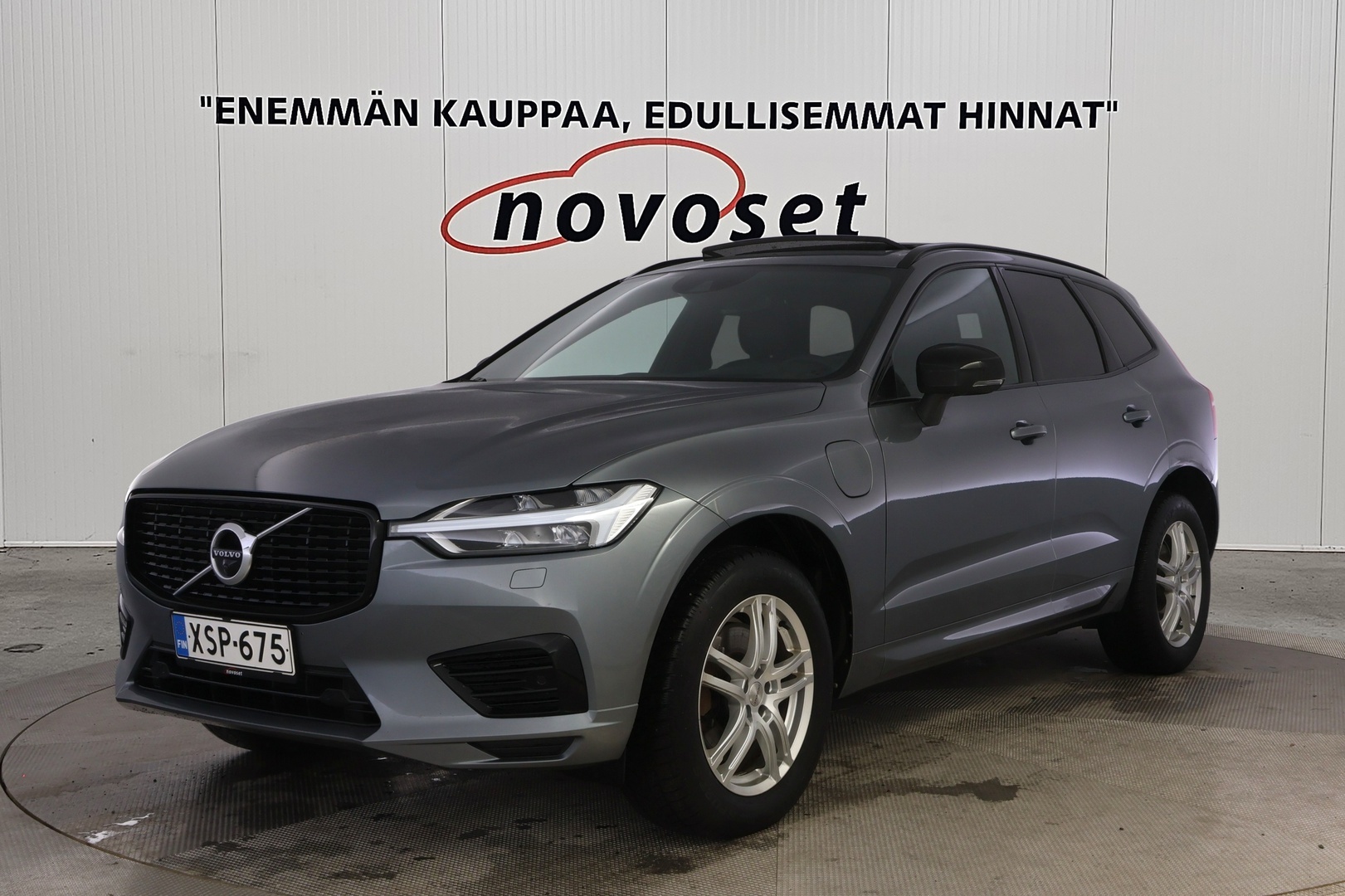 VOLVO XC60 2021