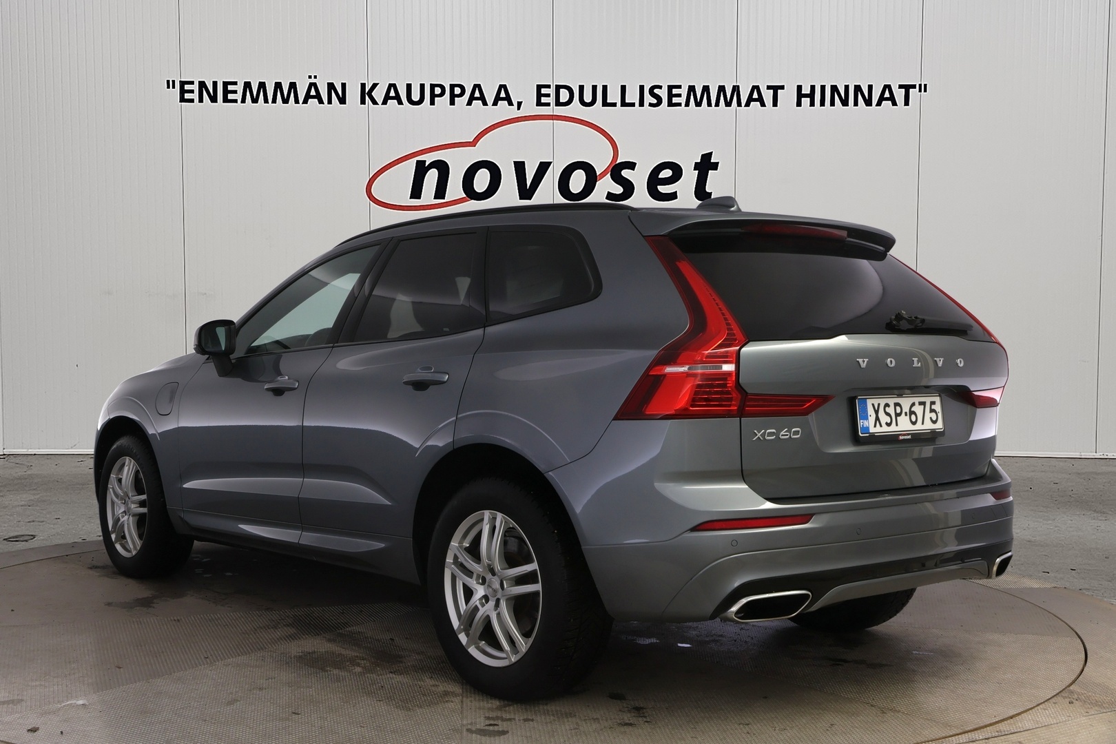 VOLVO XC60 2021