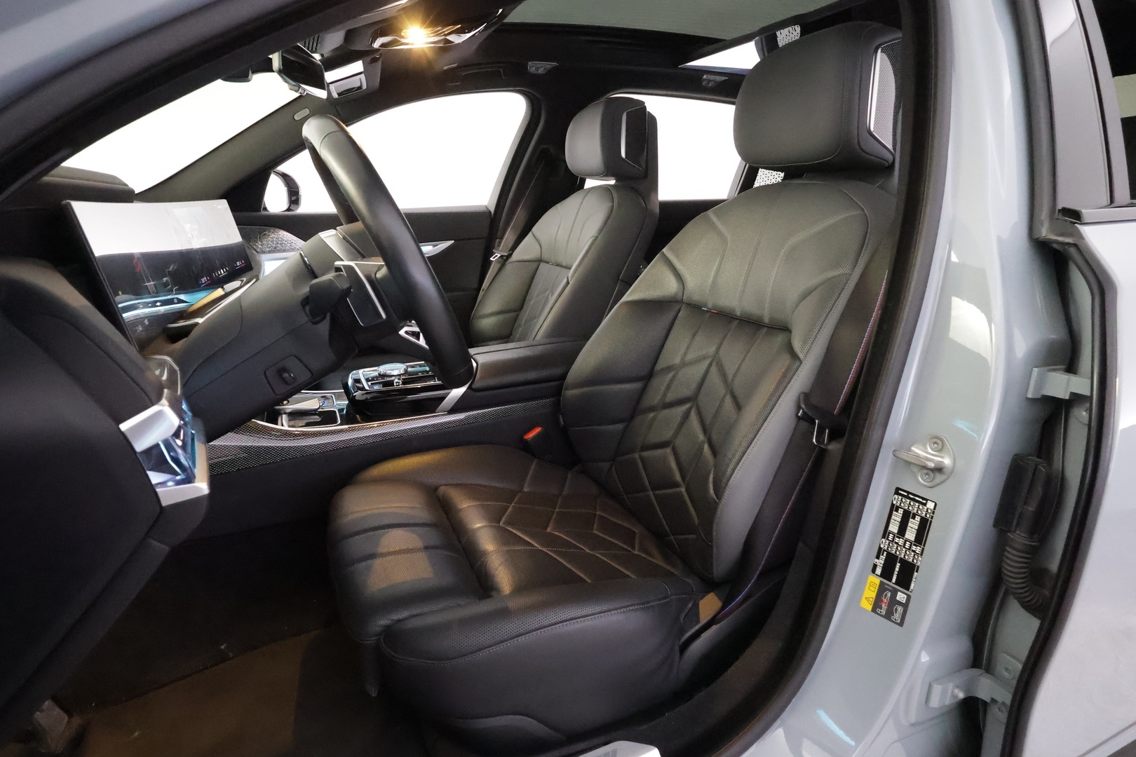 BMW i7 2023