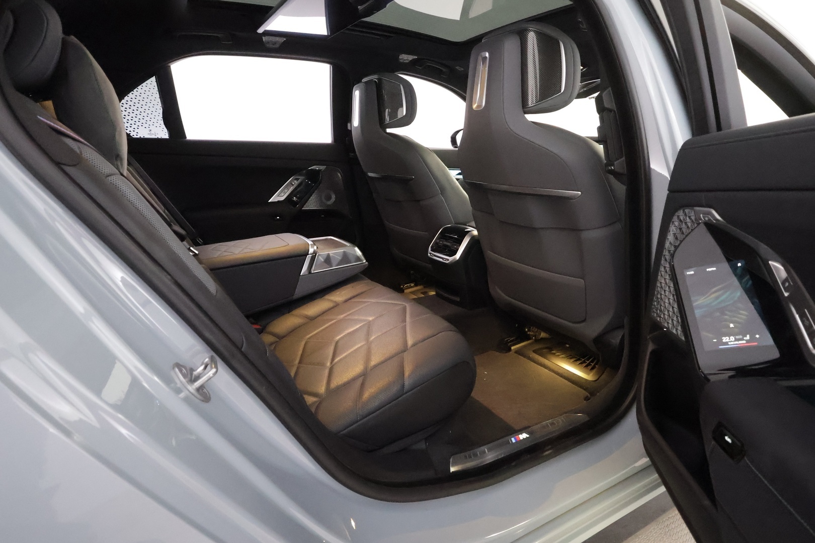 BMW i7 2023