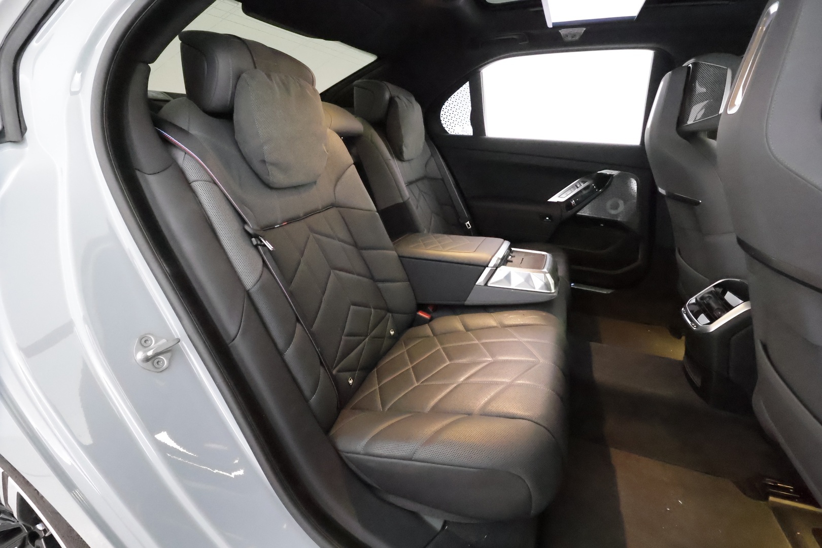 BMW i7 2023