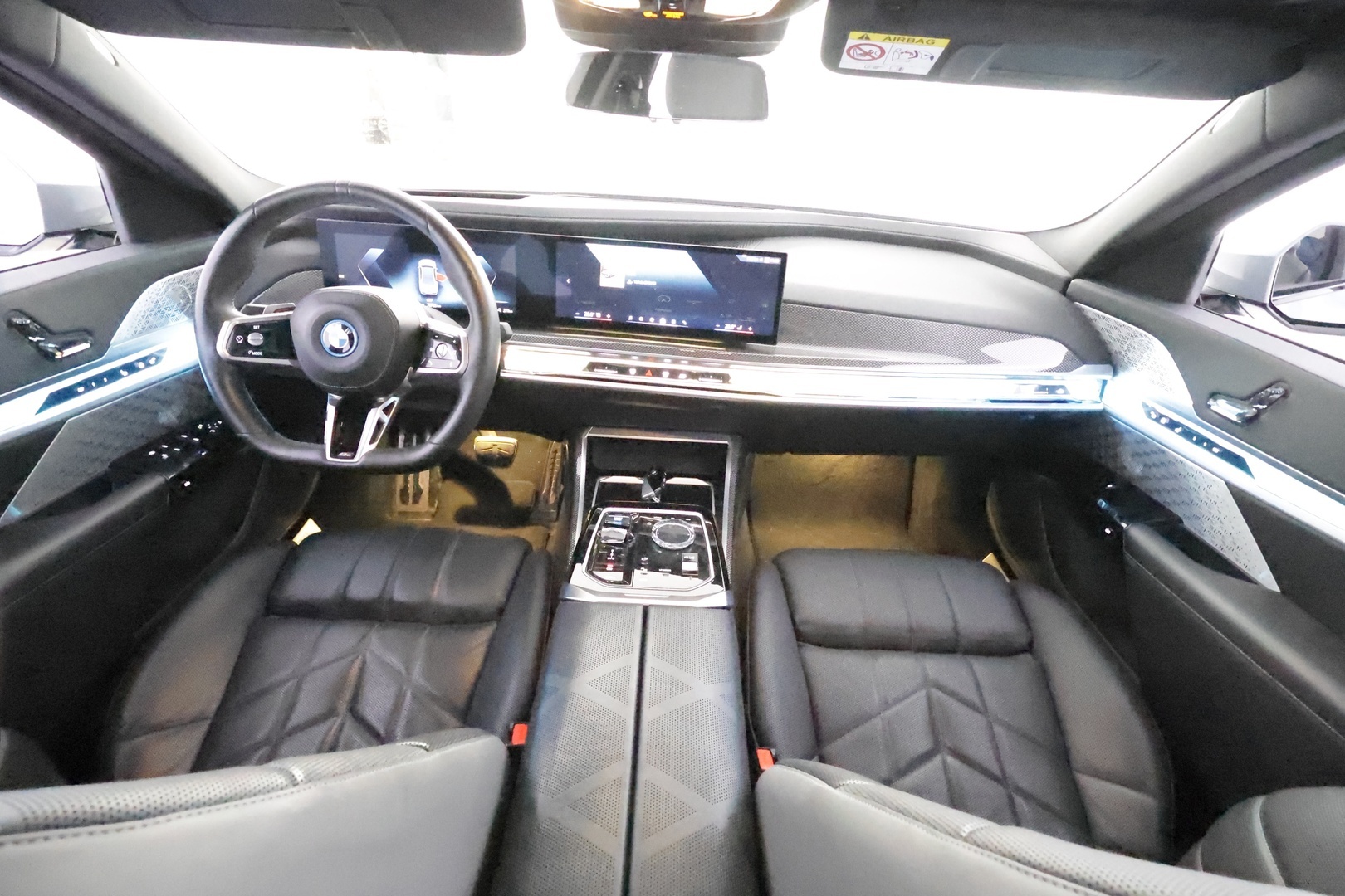 BMW i7 2023