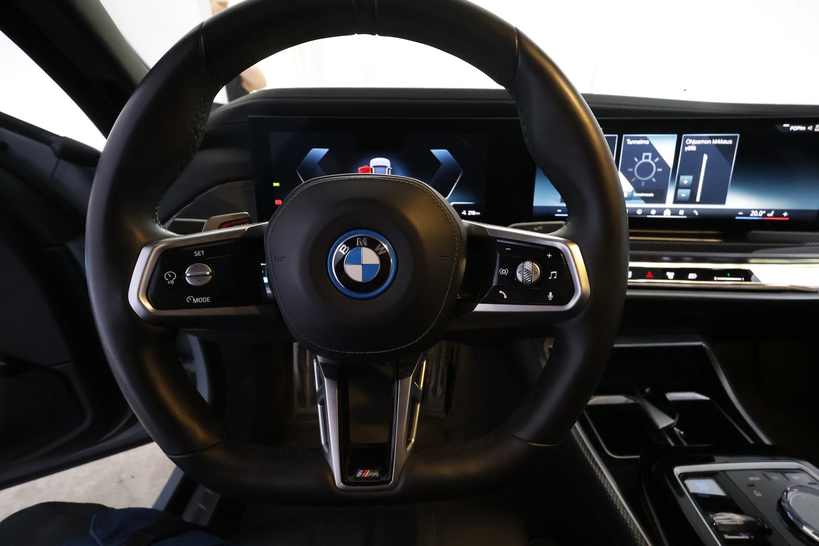 BMW i7 2023