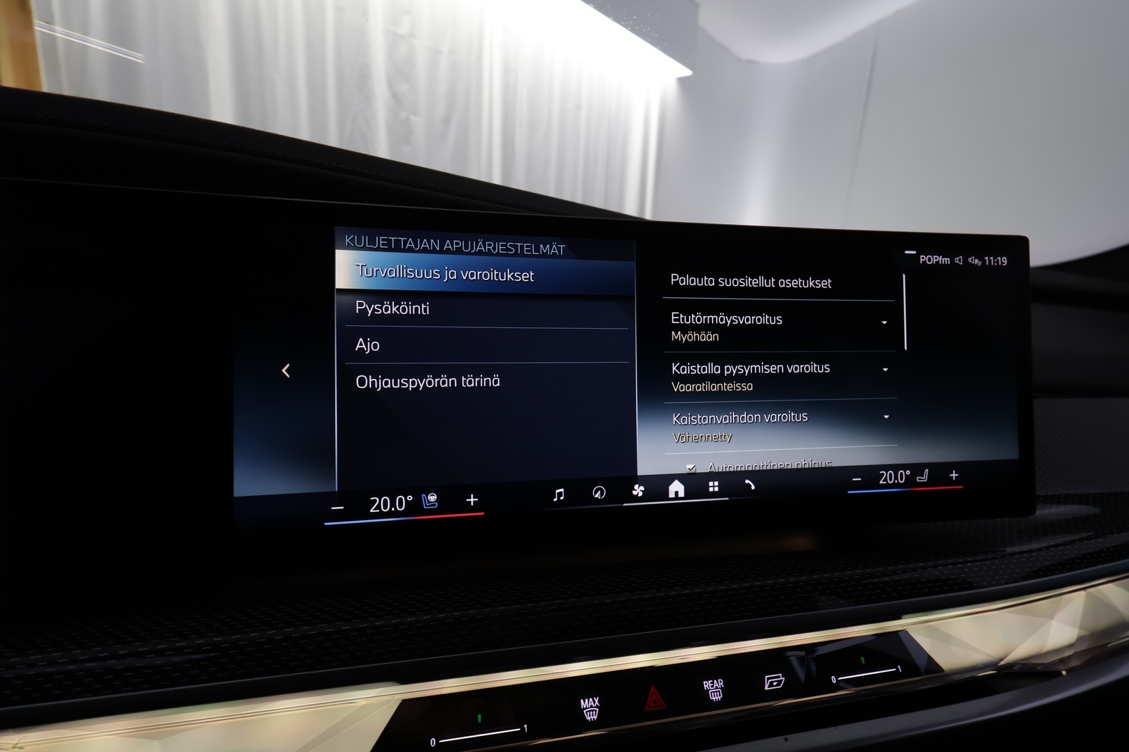 BMW i7 2023