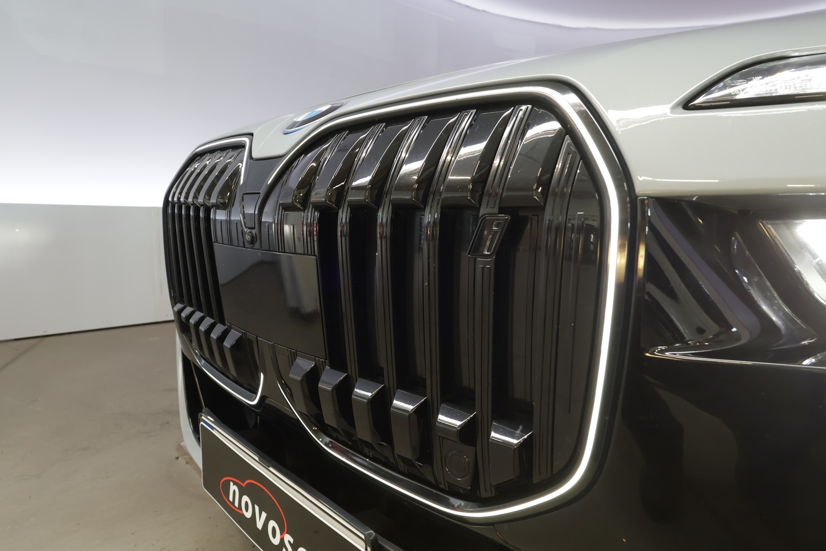 BMW i7 2023