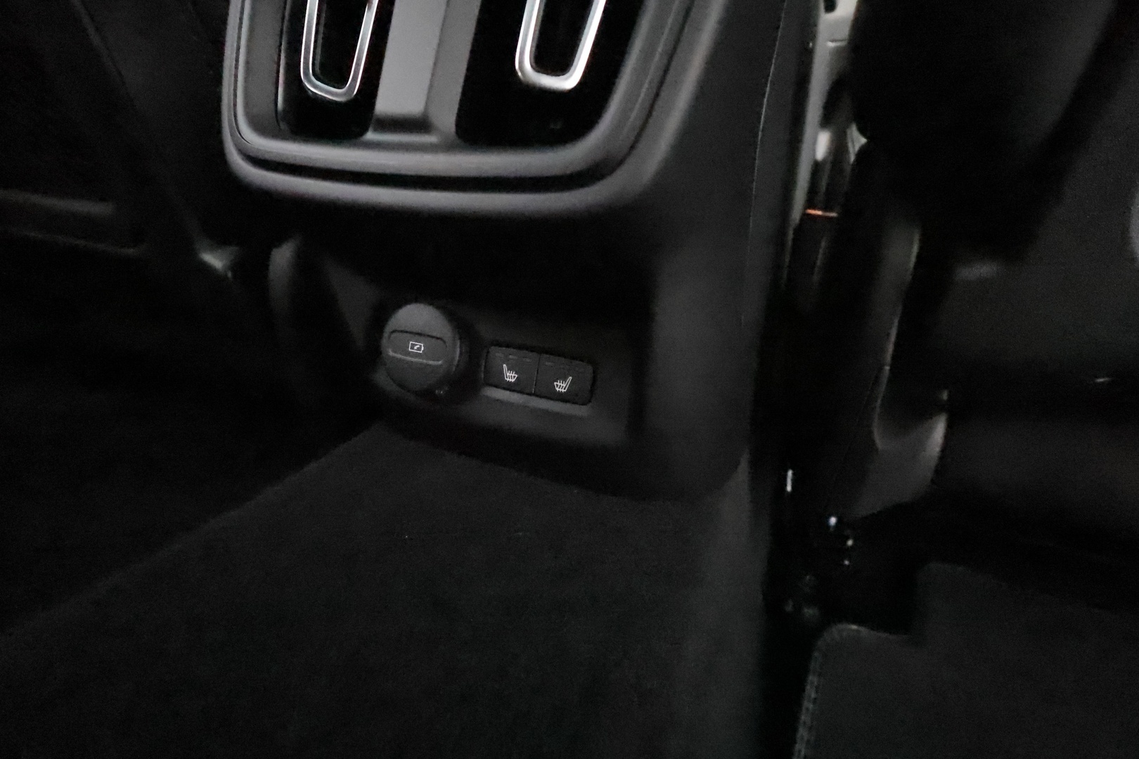POLESTAR 2 2025