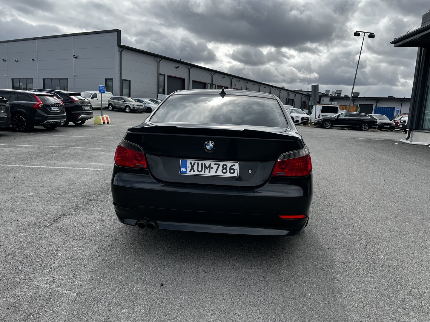 BMW 530 2004