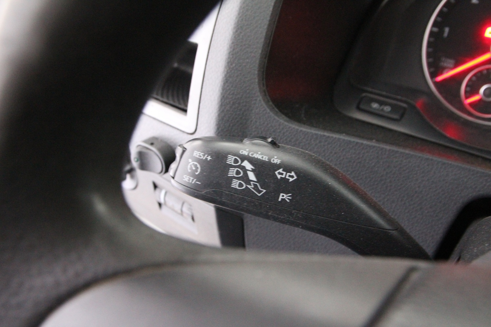 VOLKSWAGEN Caravelle 2014