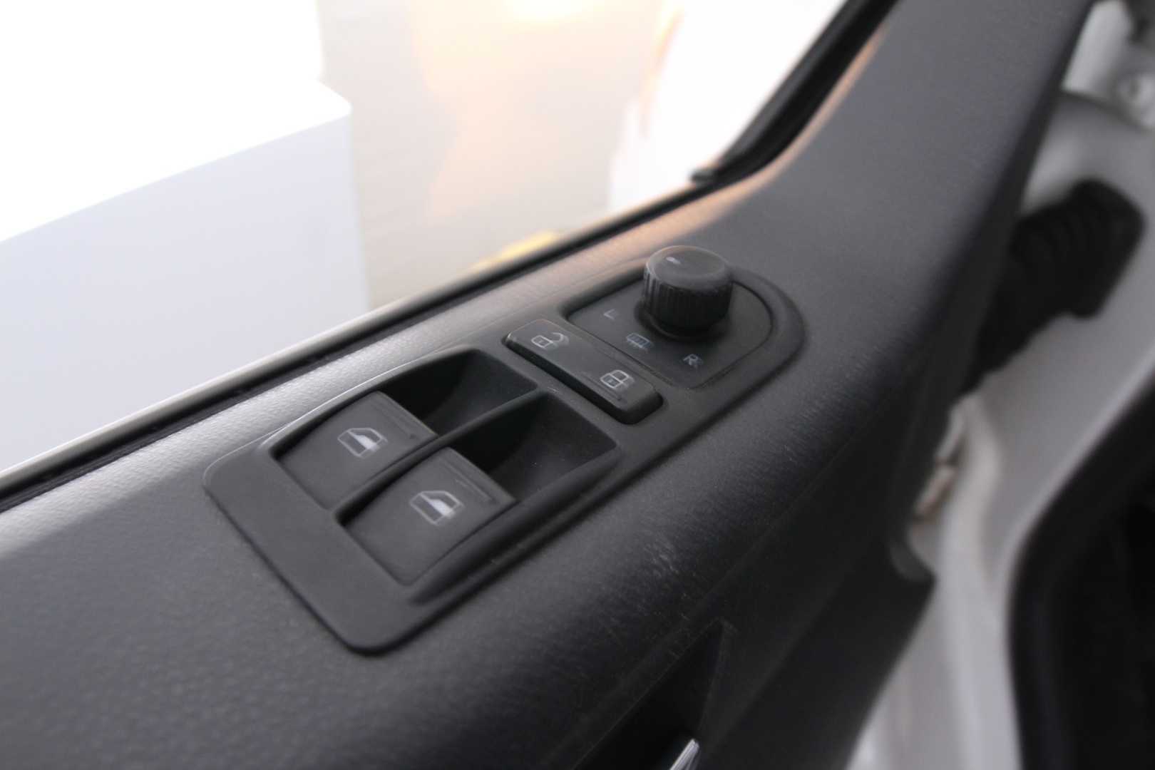 VOLKSWAGEN Caravelle 2014