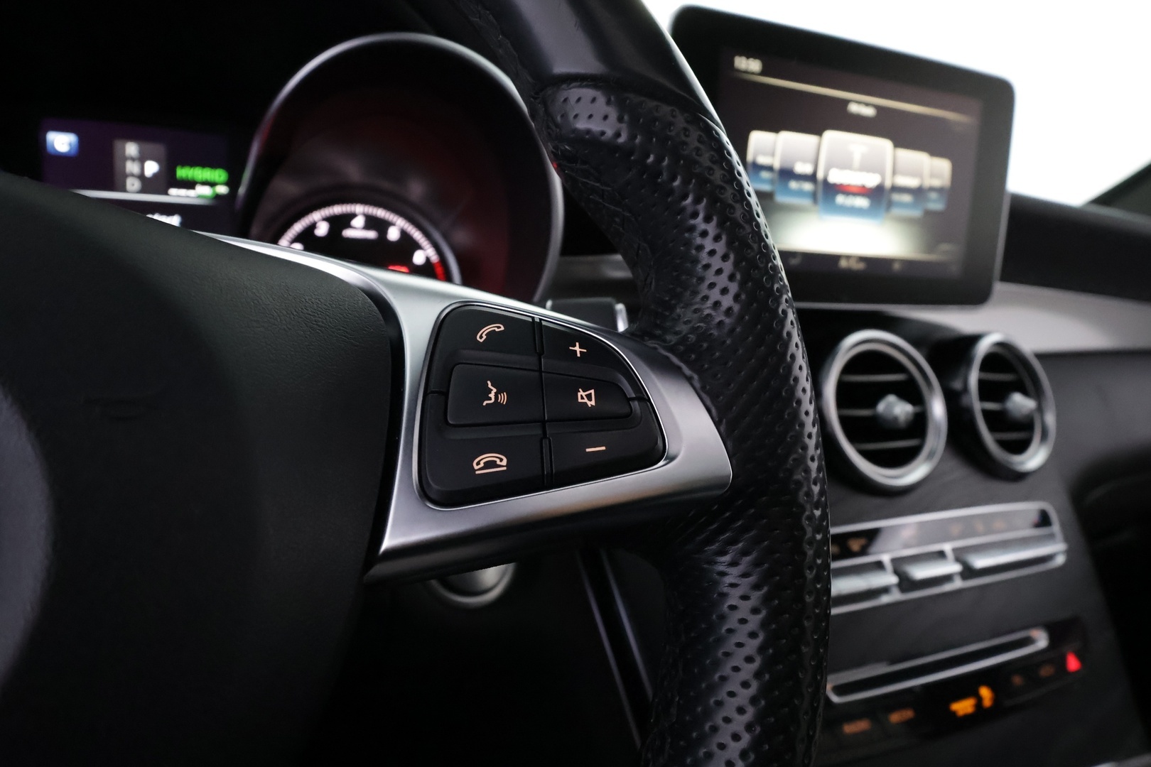 MERCEDES-BENZ GLC 2017