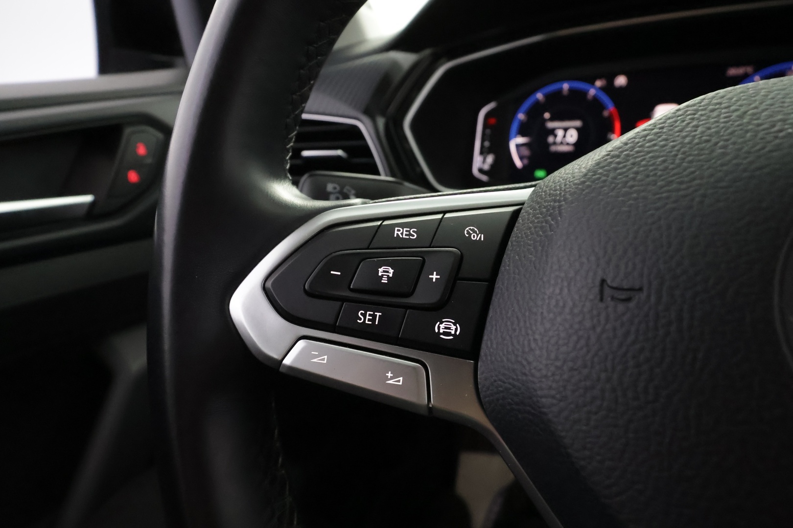 VOLKSWAGEN T-Cross 2019