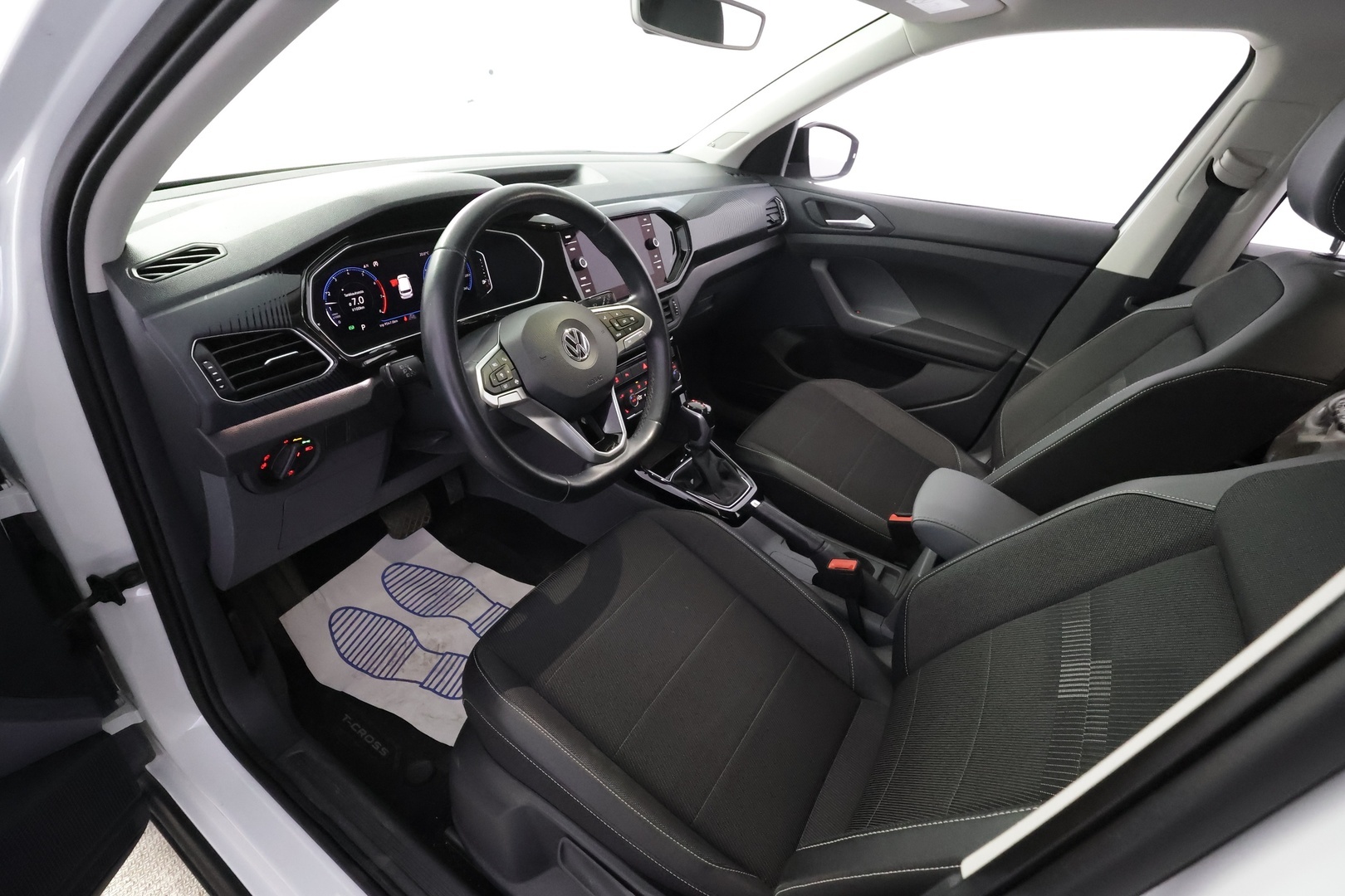 VOLKSWAGEN T-Cross 2019