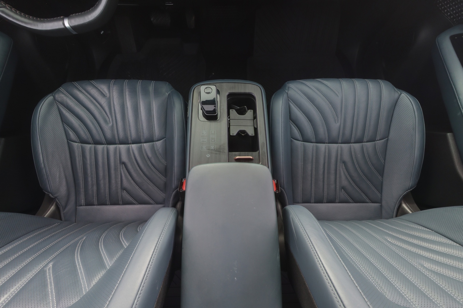 NISSAN Ariya 2023