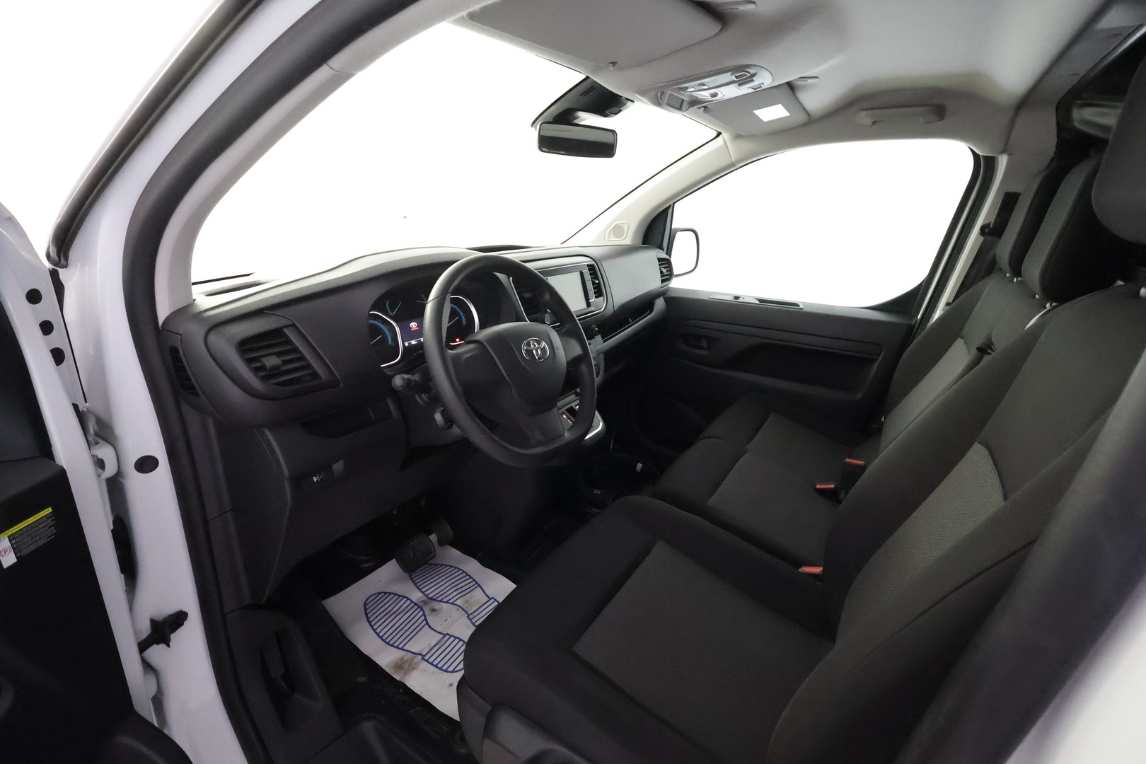TOYOTA PROACE 2023