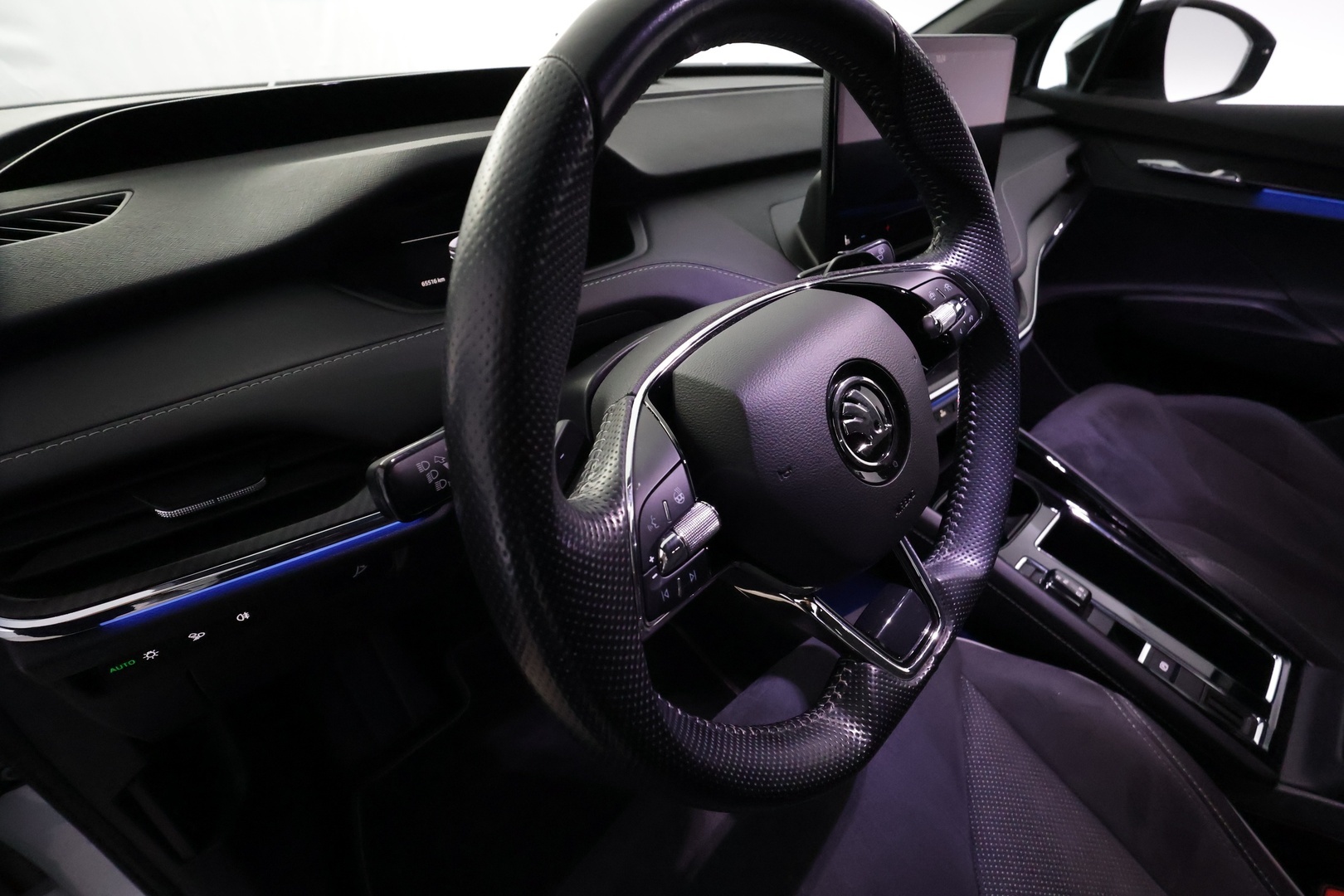 SKODA Enyaq 2022