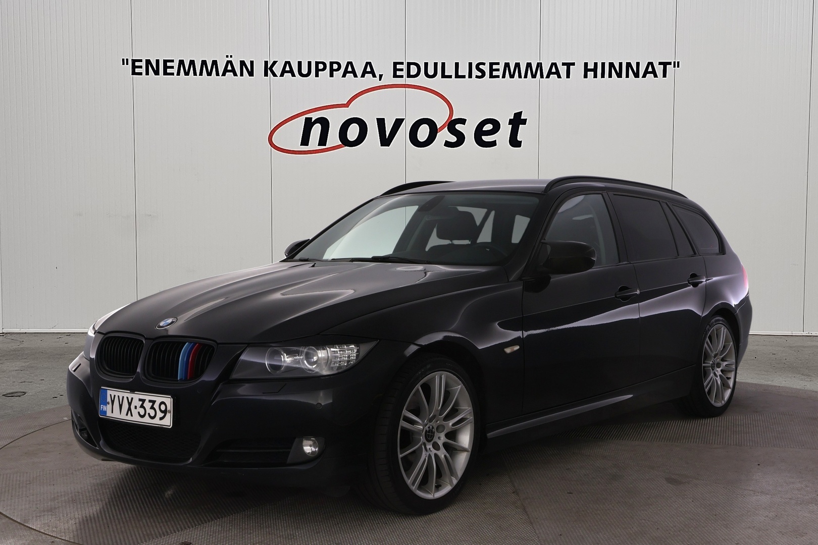 BMW 318 2011