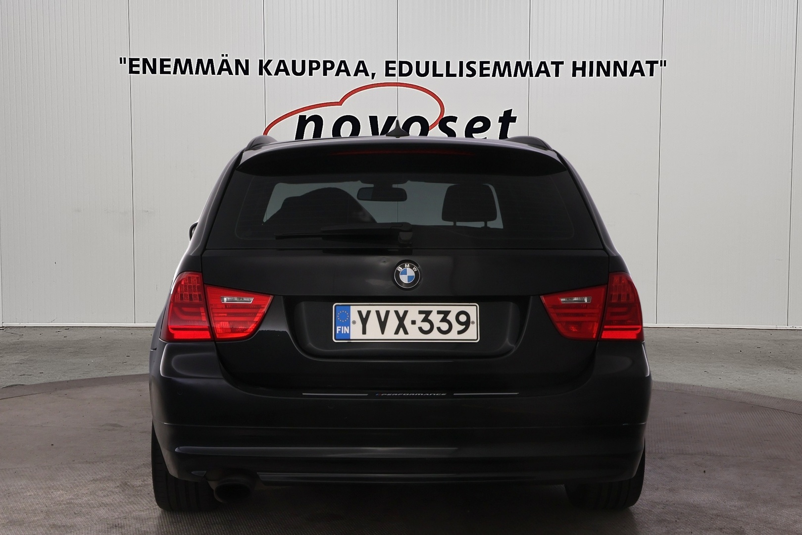 BMW 318 2011
