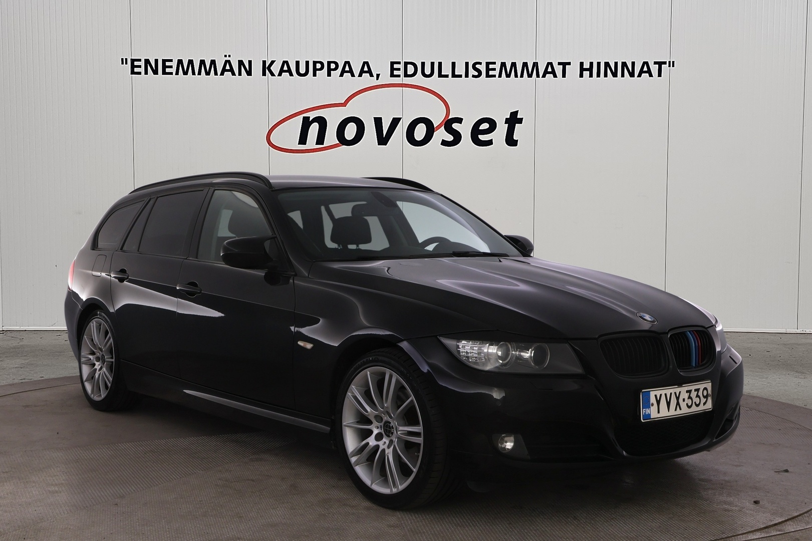 BMW 318 2011