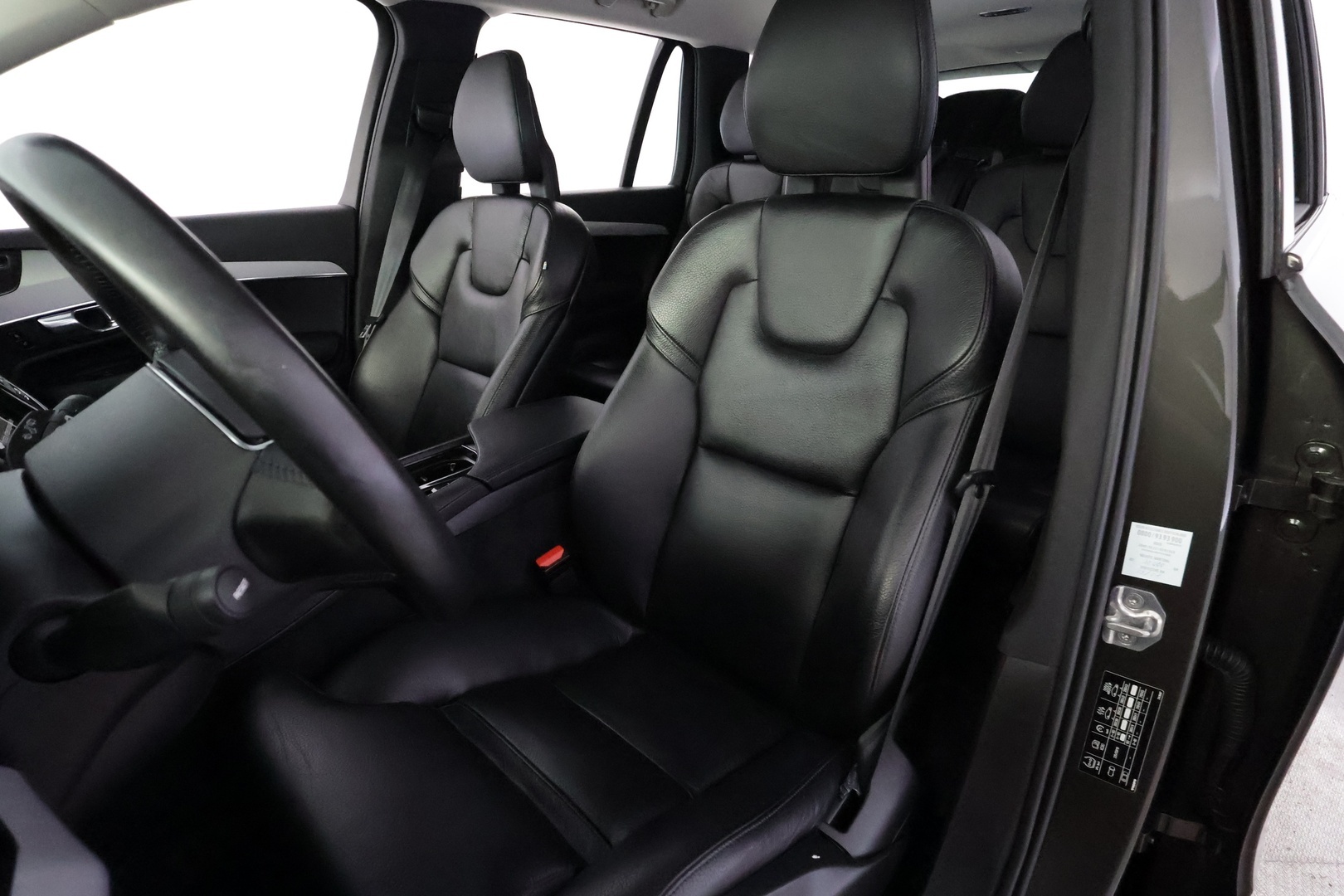 VOLVO XC90 2021