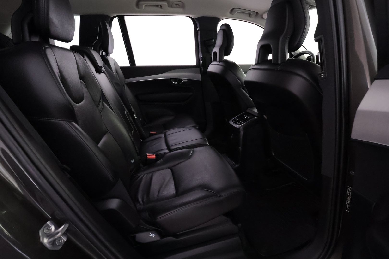 VOLVO XC90 2021