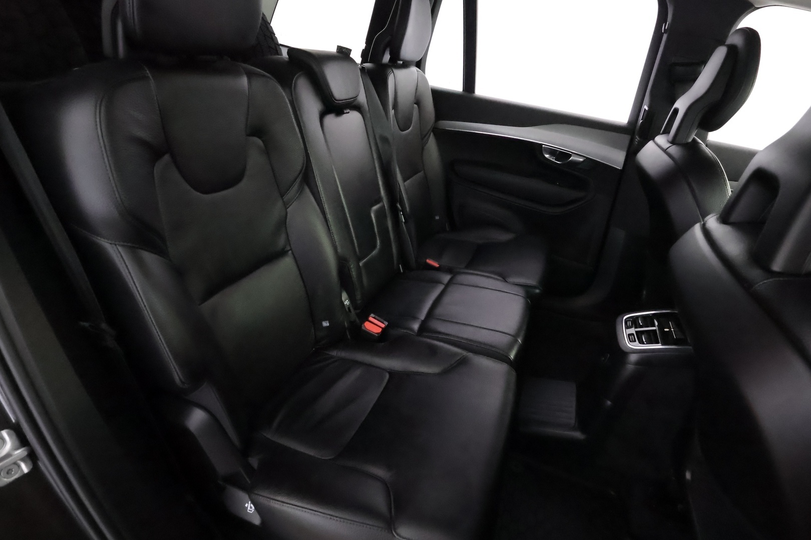 VOLVO XC90 2021